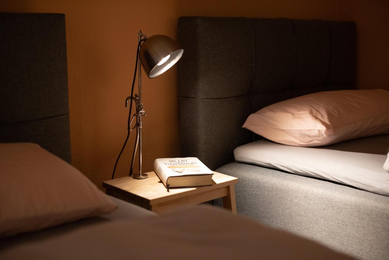 Kassberg Apartment Im Retro-Stil / Netflix & Wifi Chemnitz Extérieur photo
